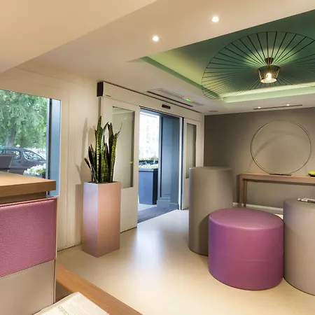 ホテル Acanthe - Billancourt