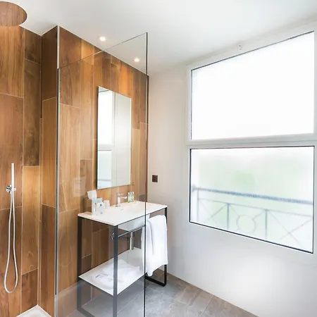 Acanthe - Billancourt 4*