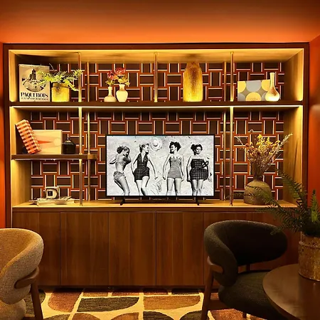 Hobou Hotel 4*