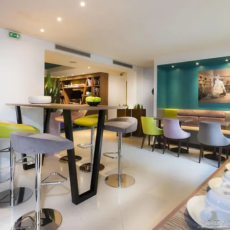 Acanthe - Billancourt 4*