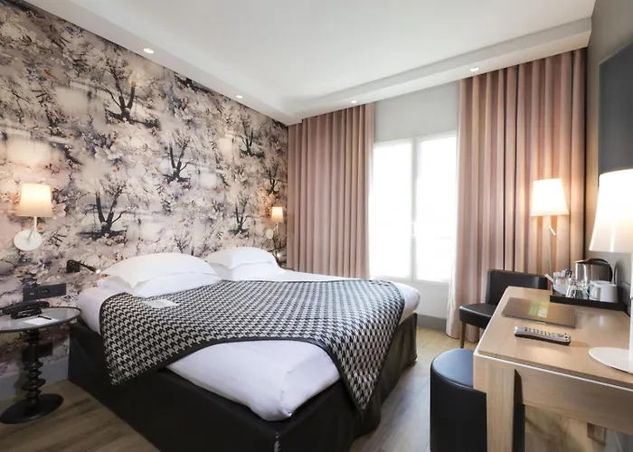 Hobou Ex Acanthe Hotel 4*