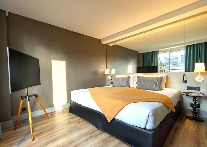 Hobou - Ex Acanthe Hotel Boulogne-Billancourt